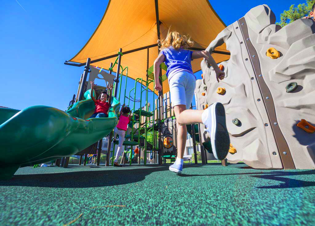 playground installation Nashville Nashville Playground Company
